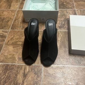 BP. Short heels